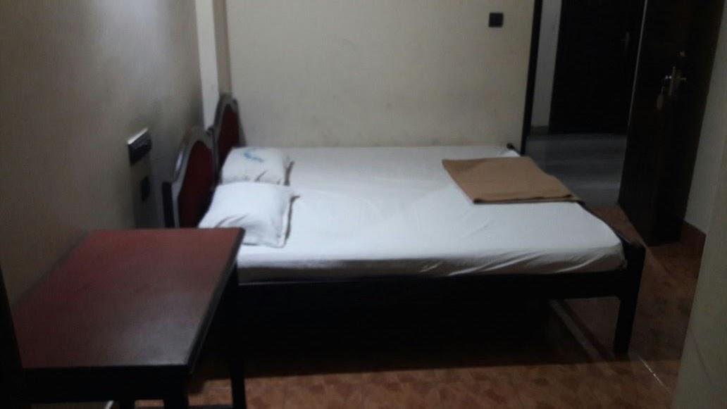 Poonthanam Guest House Guruvāyūr Eksteriør billede