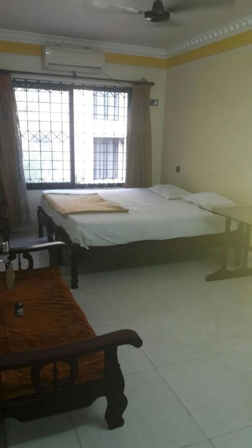 Poonthanam Guest House Guruvāyūr Eksteriør billede
